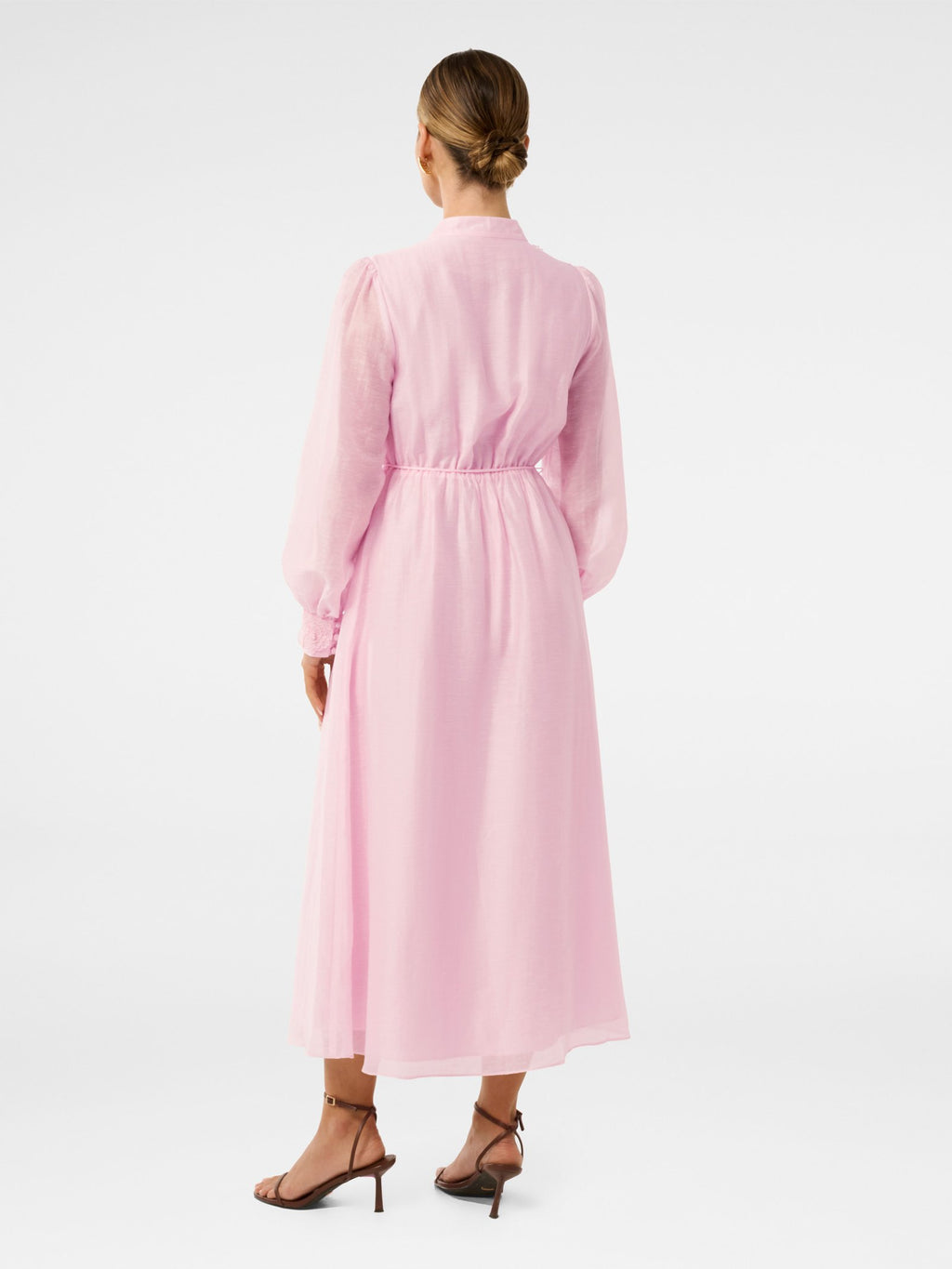  Yasmin Petite Floral Detail Midi Dress
