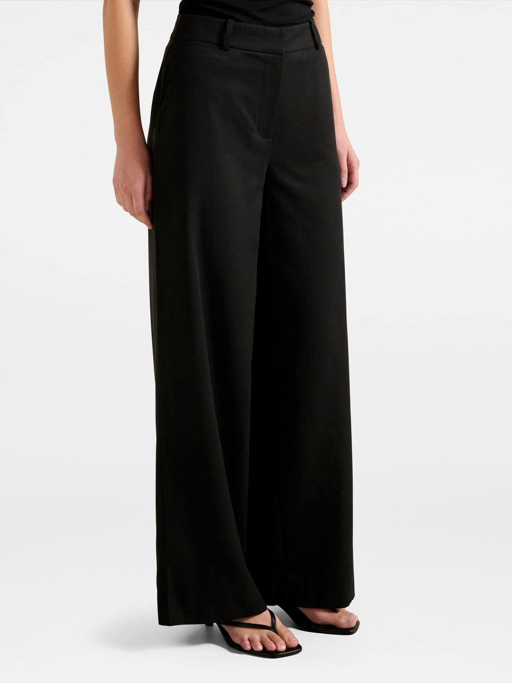  Livia Wide Leg Pant