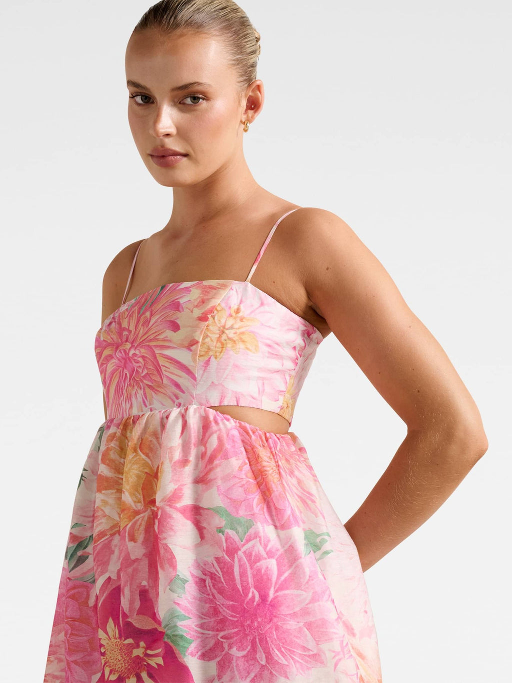  Shauna Tiered Midi Dress