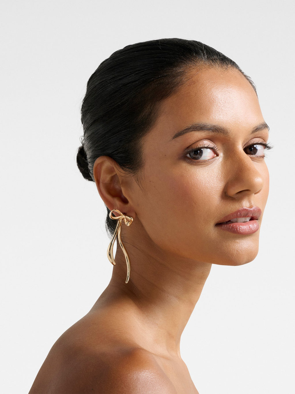  Signature Bonnie Bow Drop Earring