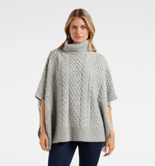 Minnie Chunky Cable Poncho