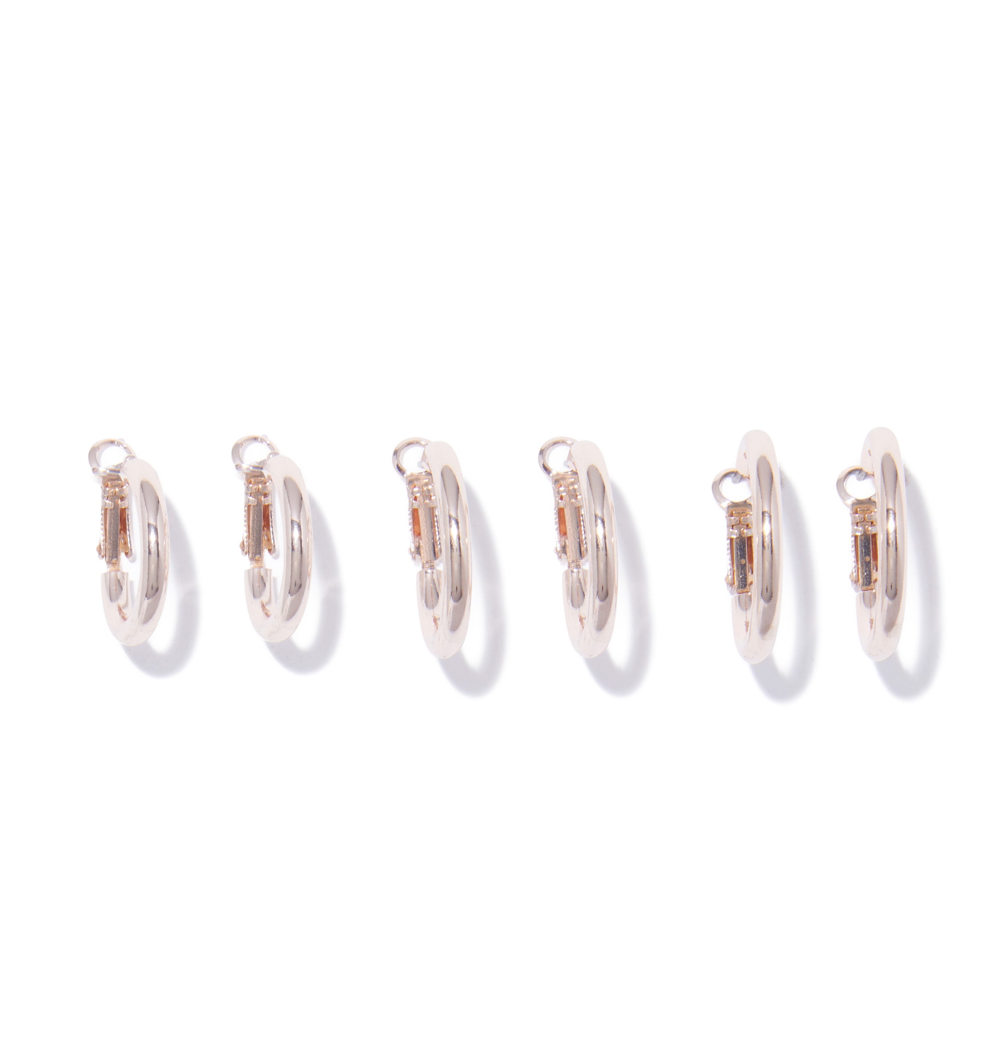Sleek Gold Hoop Earrings  Fashionable Gold Hoop Earrings  CaratLane