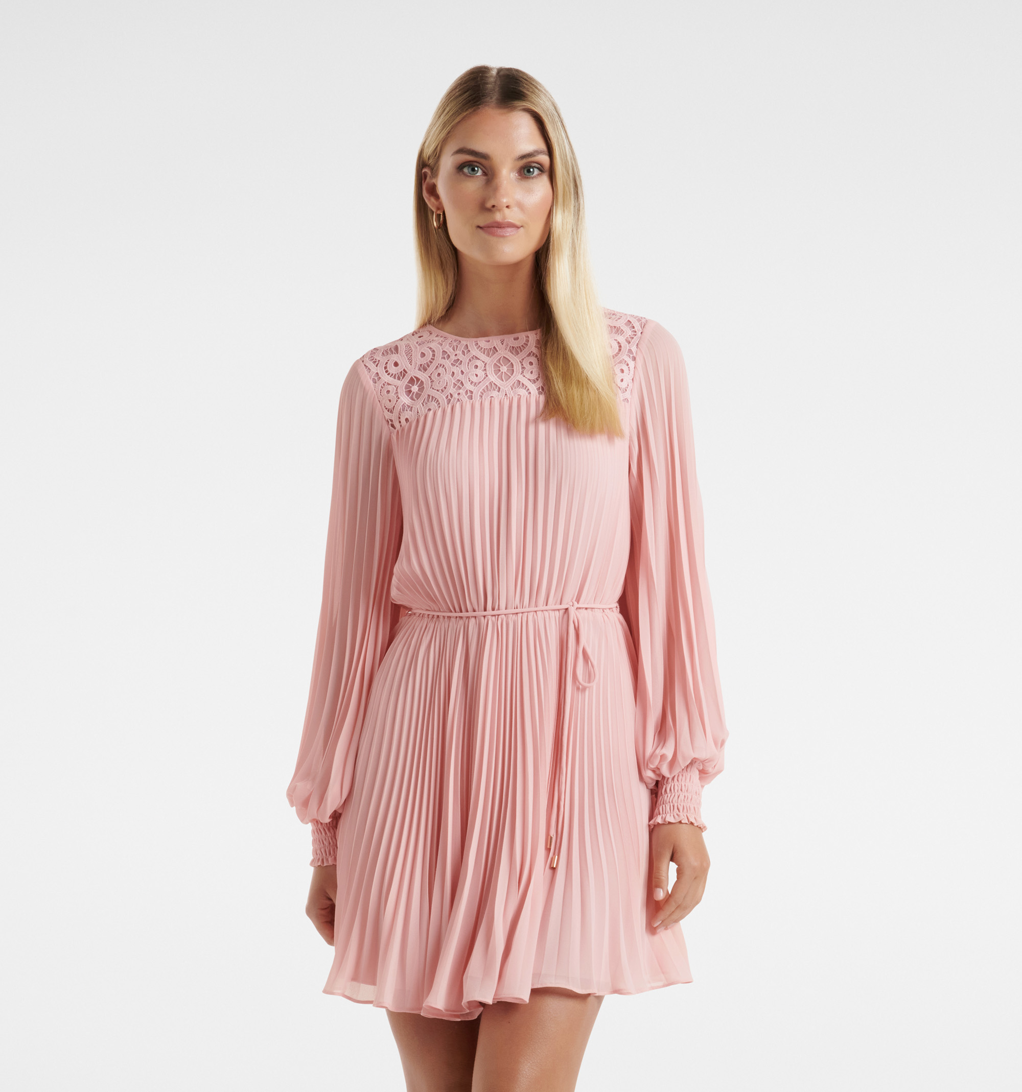 Forever New Polly Ruffle Sleeve Maxi Dress With Scarf in Pink | Lyst  Australia