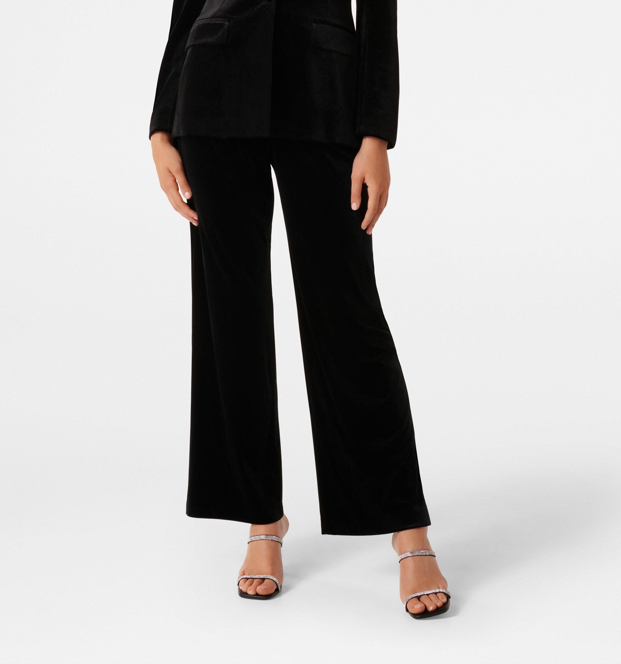 Straight-Leg | 7-Pocket Dress Pant Yoga Pants (Black) | Betabrand